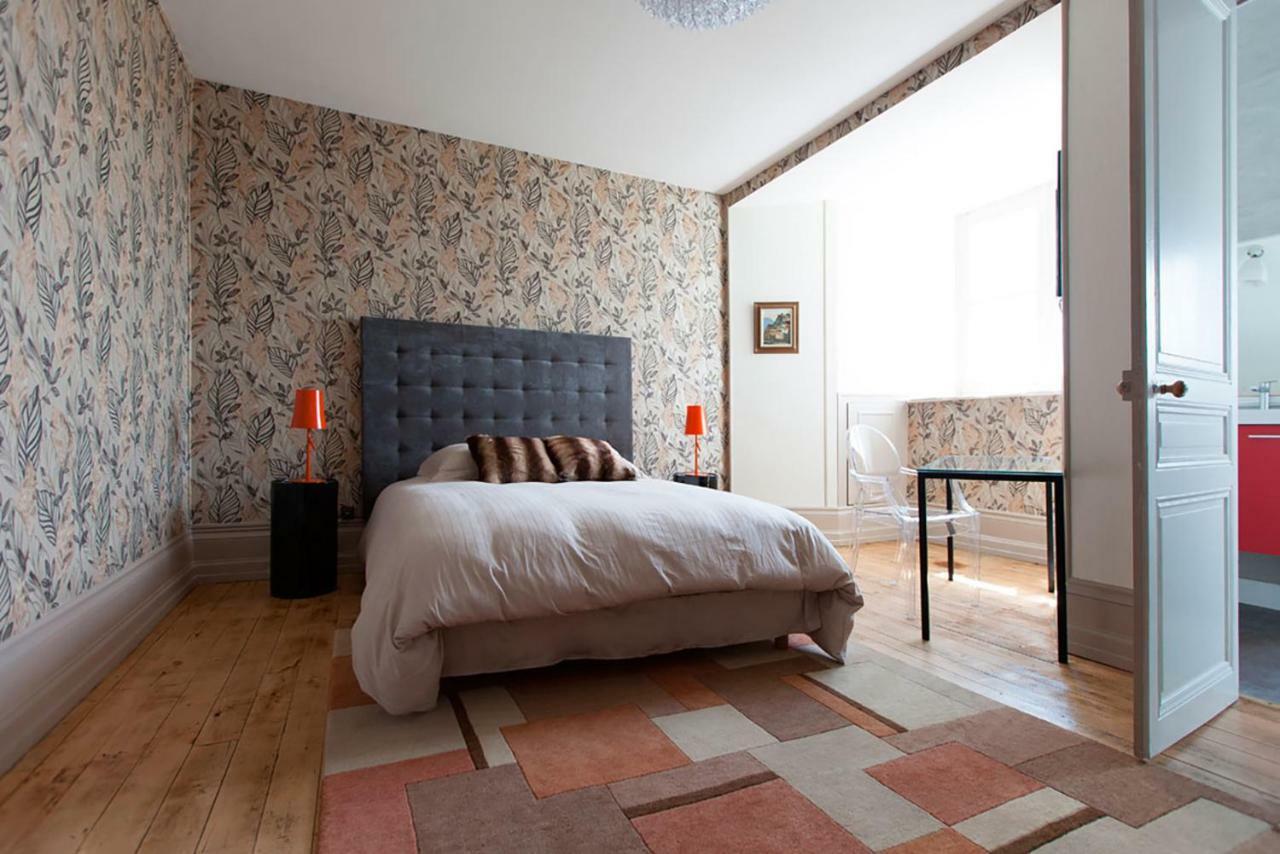 Chateau Marieville Bonneuil-Matours ภายนอก รูปภาพ